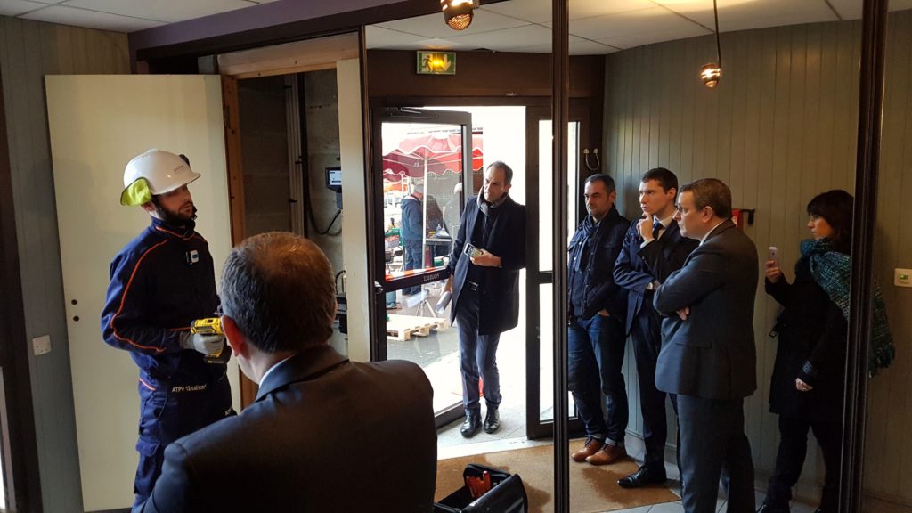 01/2018 - Angers - Installation du compteur Linky à la permanence parlementaire