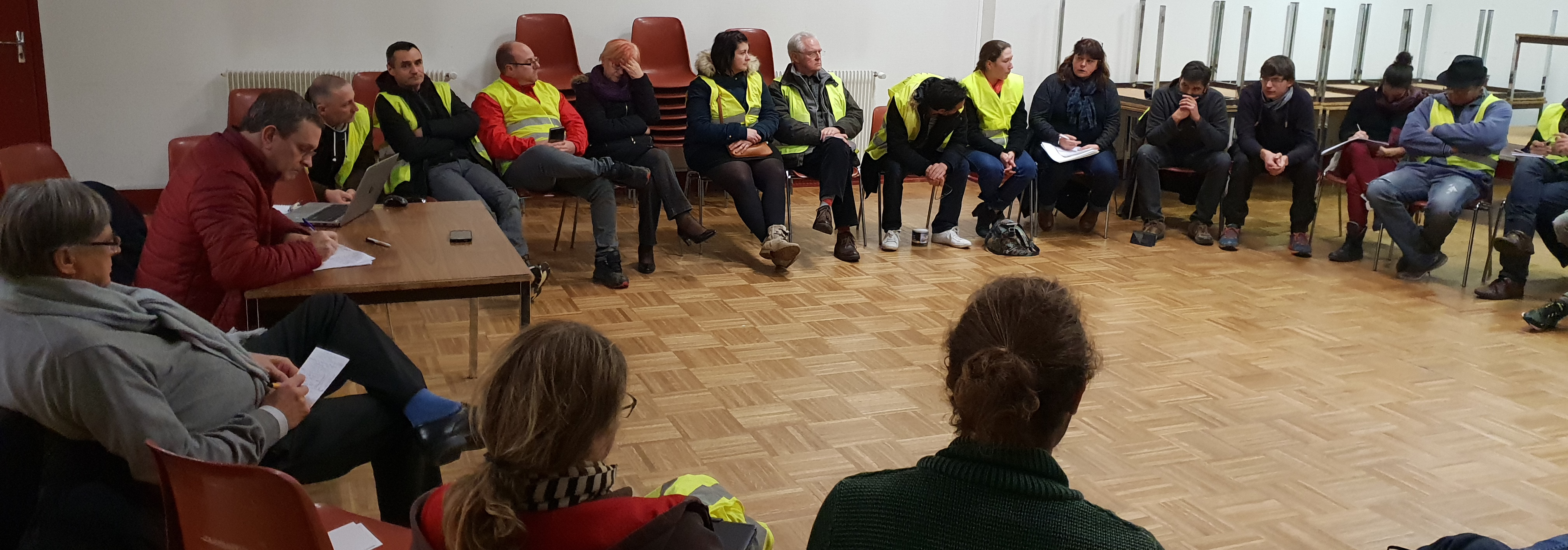 Réunion avec des gilets jaunes à Segré