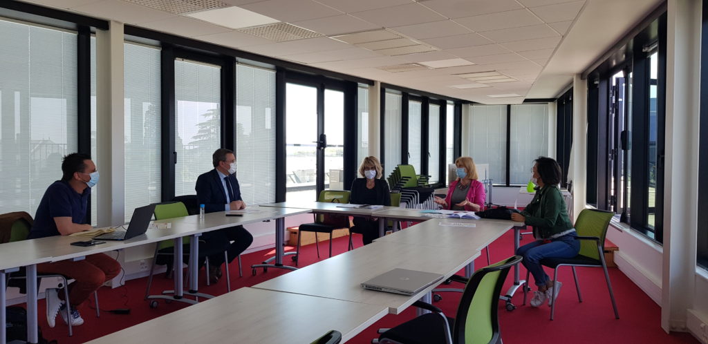 05/2021 - Angers - Réflexion autour de la citoyenneté avec l'association Empreintes citoyennes et Régine Brichet, conseillère départementale de Maine-et-Loire